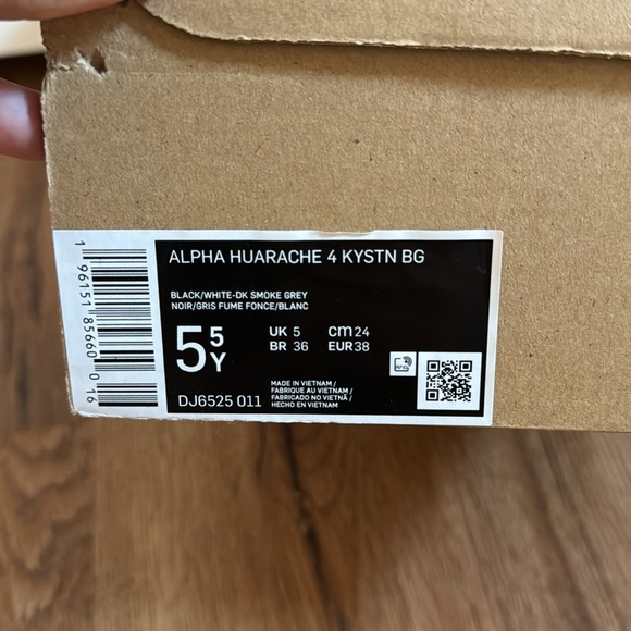 Nike Youth Baseball Cleats - Picture 2 of 5